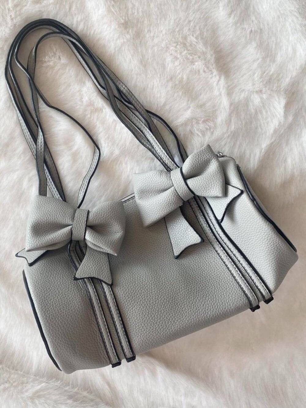 Gray faux leather barrel bag ♡ with bow details